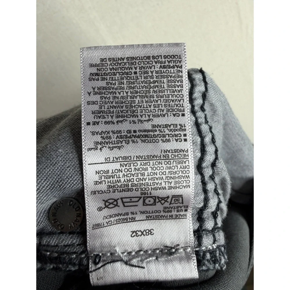Old Navy Slim Fit Built in Flex Jeans size 38X32 Gray